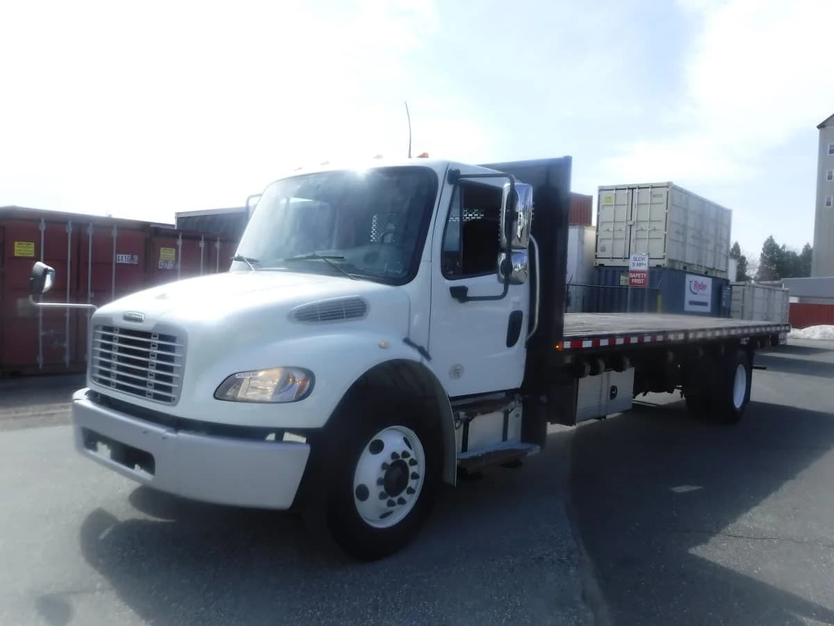 2018 Freightliner M2 106