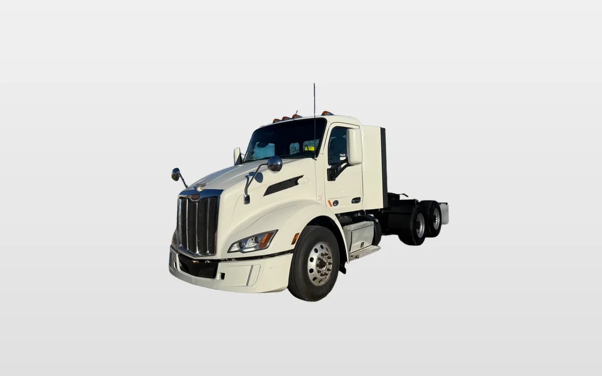 2021 PETERBILT 579