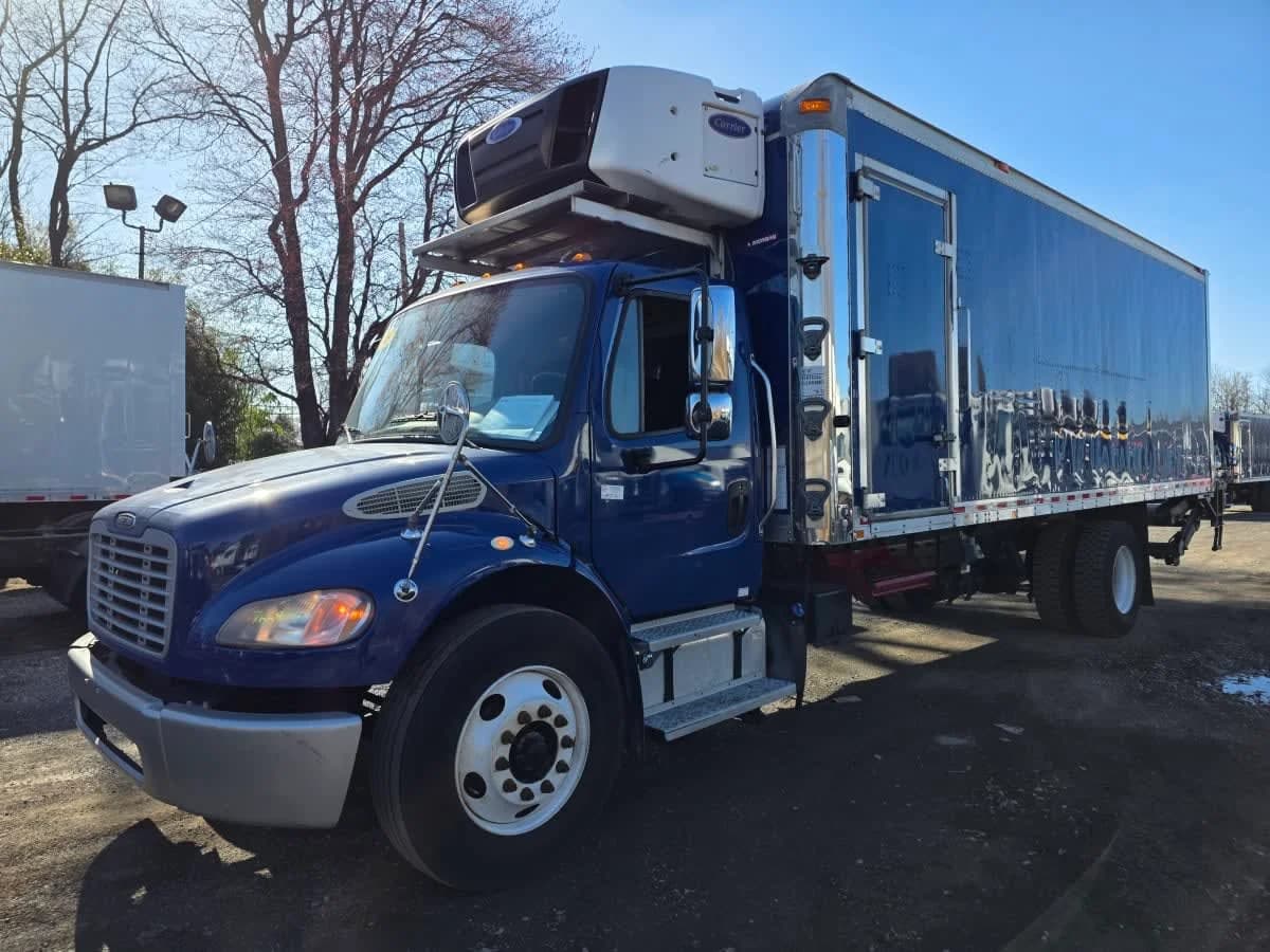 2018 Freightliner M2 106