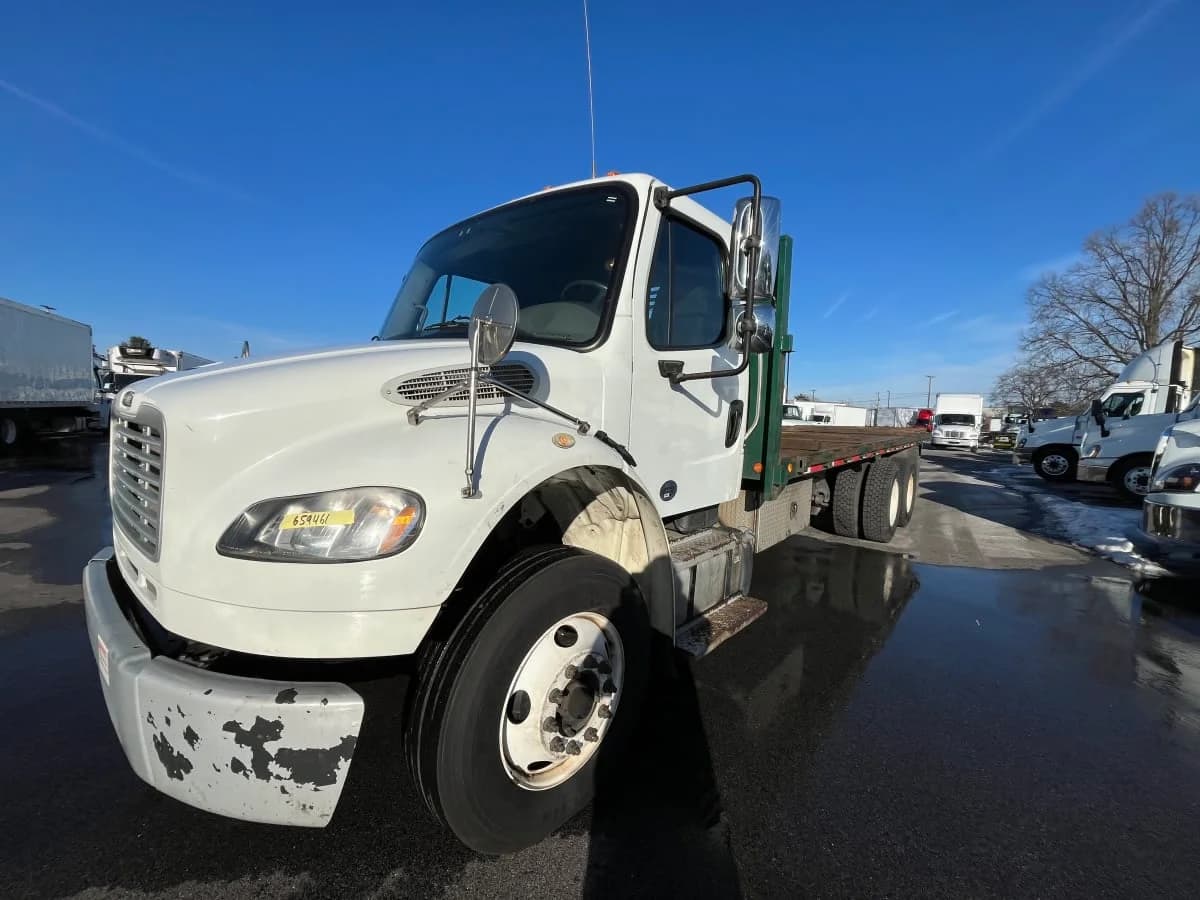 2016 Freightliner M2 106