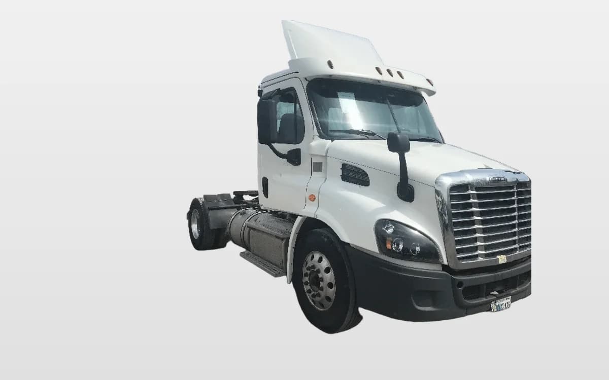 2018 Freightliner Cascadia in Whitesboro, NY