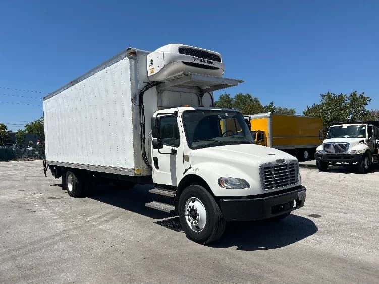 2021 Freightliner M2 106