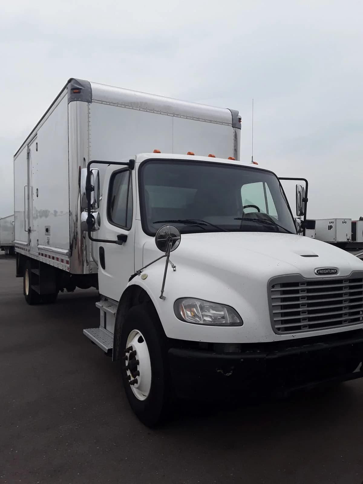 2016 Freightliner M2 106
