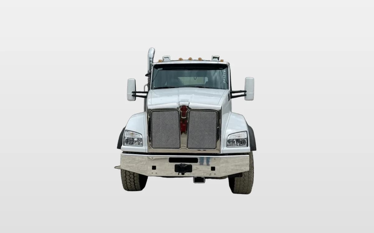 2027 Kenworth T880