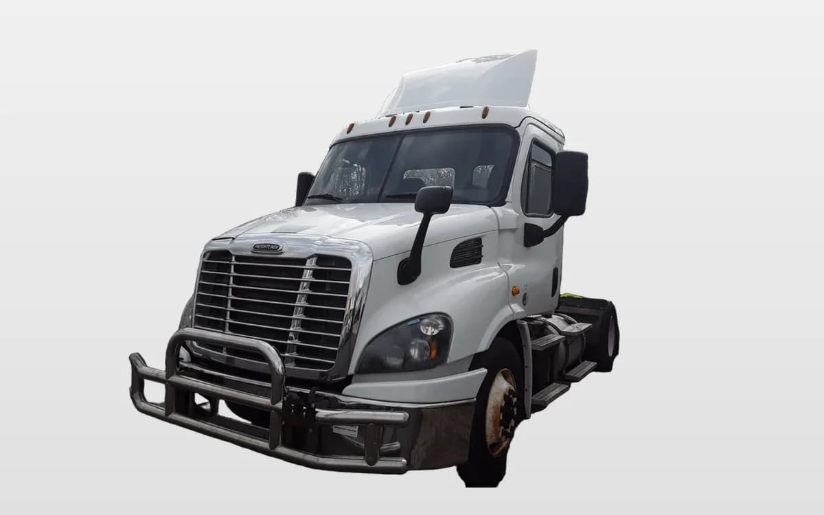 2017 Freightliner Cascadia in Pittsburgh, PA