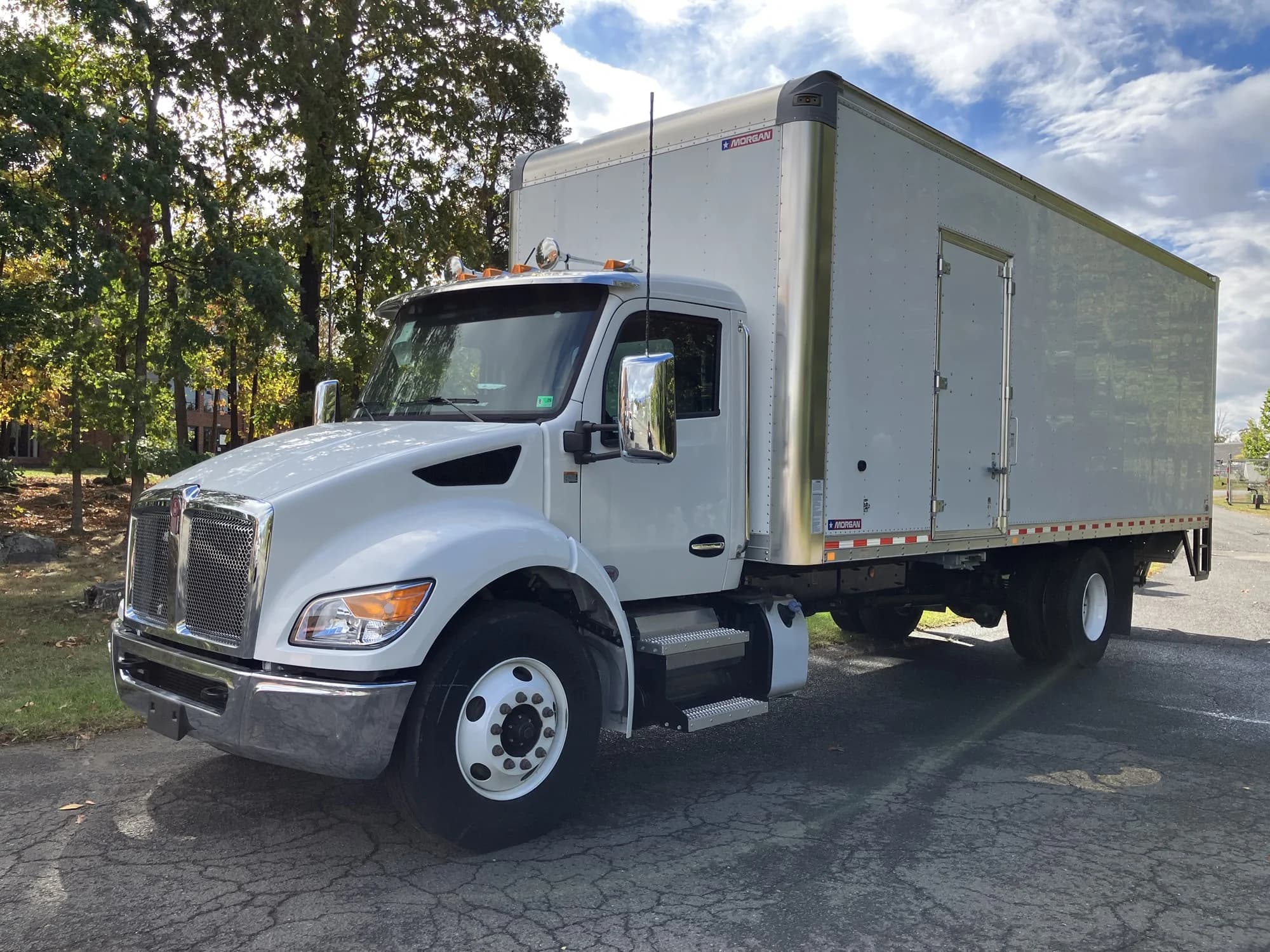 2025 Kenworth T280