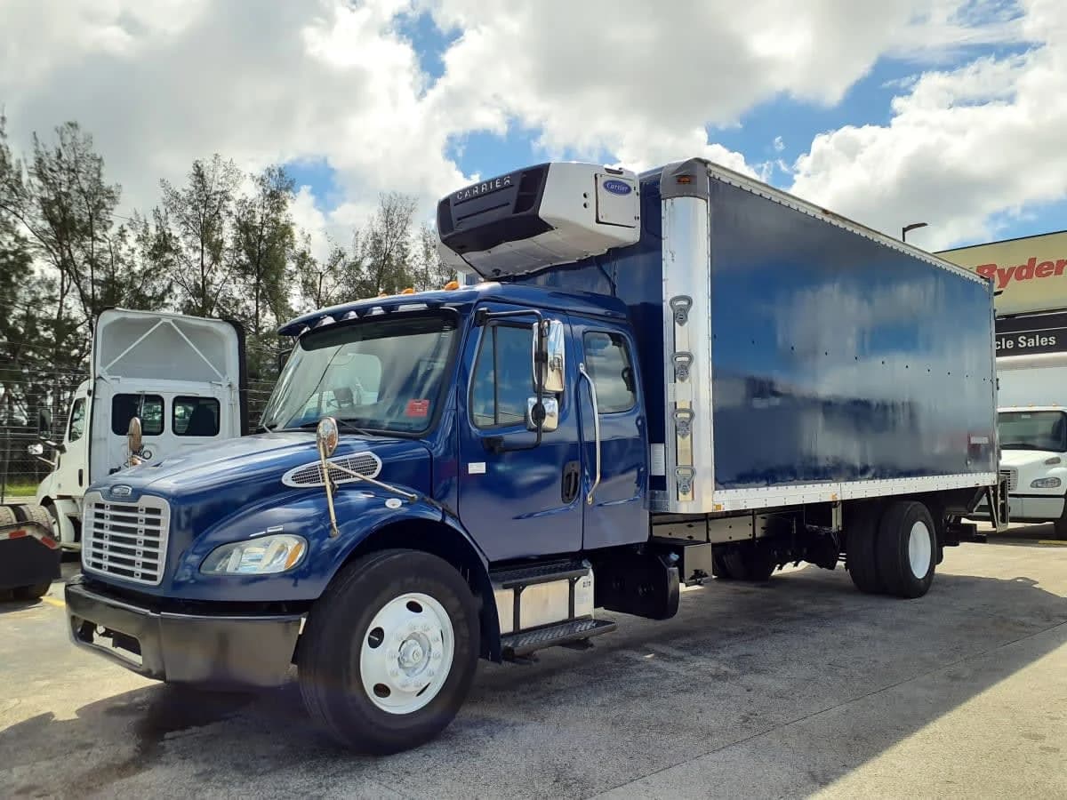 2014 Freightliner M2 106