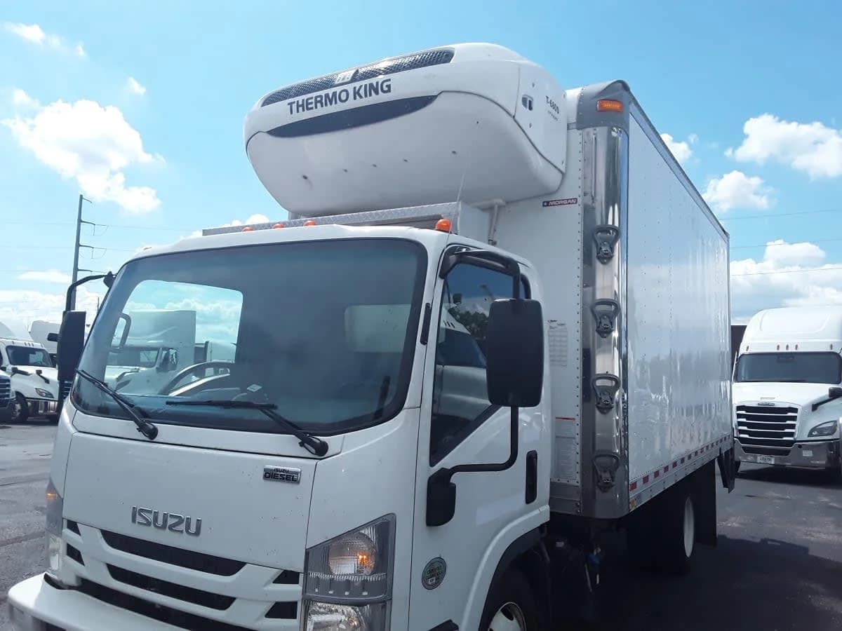 2017 Isuzu NRR