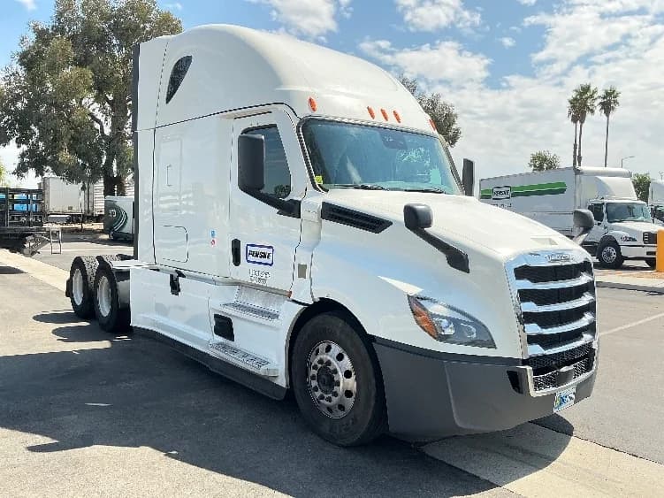 2023 Freightliner Cascadia