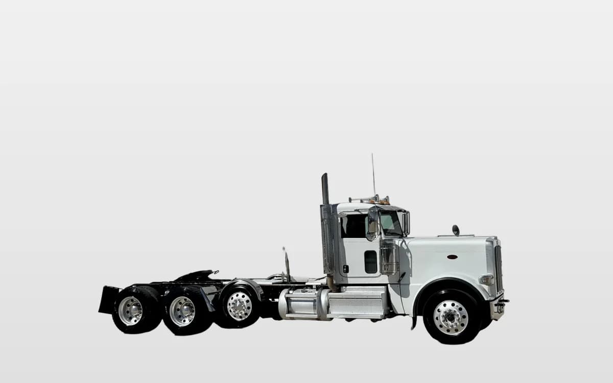 2020 Peterbilt 389