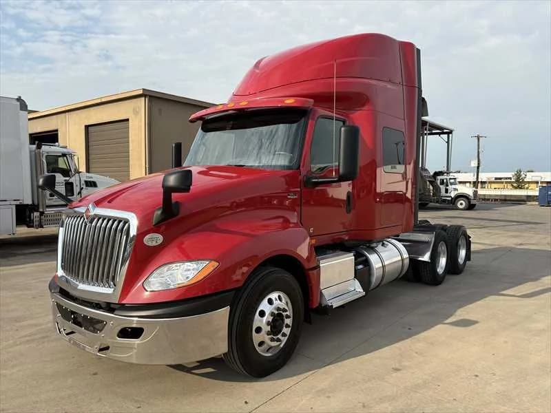 2021 International LT