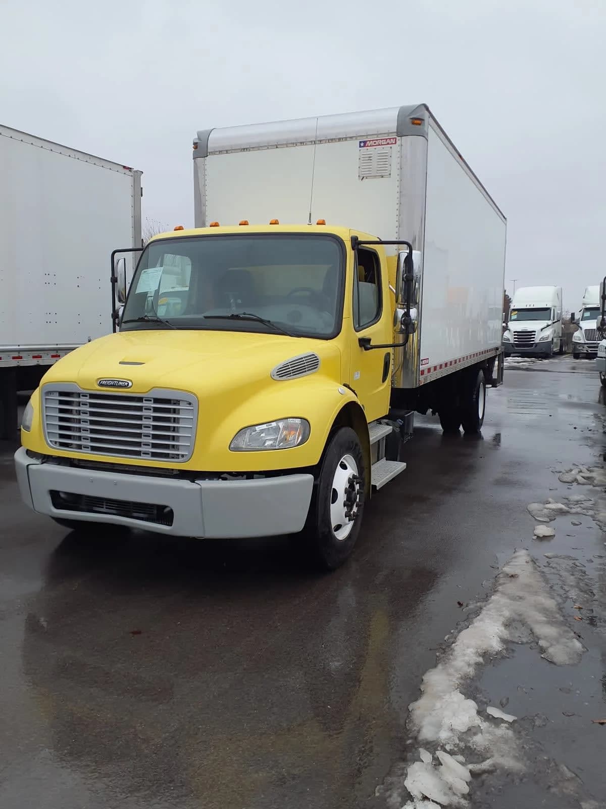 2016 Freightliner M2 106