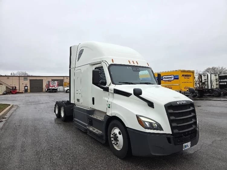 2023 Freightliner Cascadia