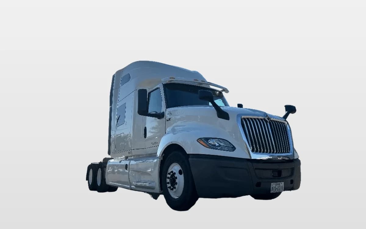 2022 International LT