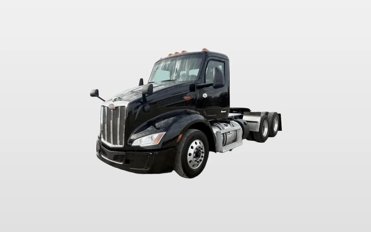 2022 Peterbilt 579