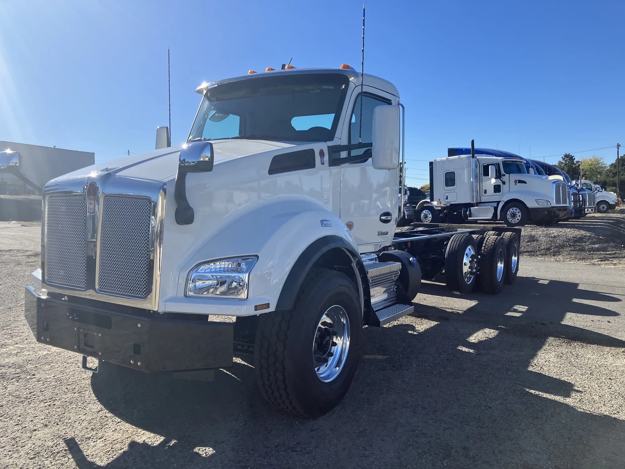 2026 Kenworth T880