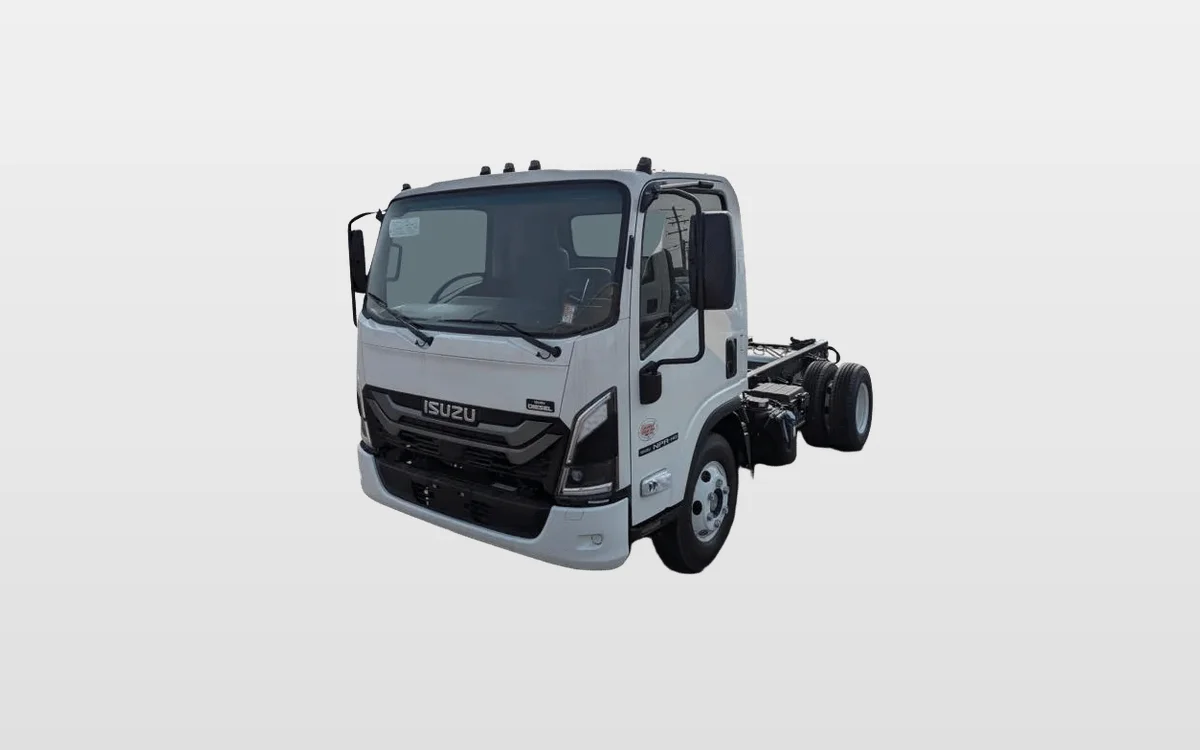 2025 Isuzu NPR