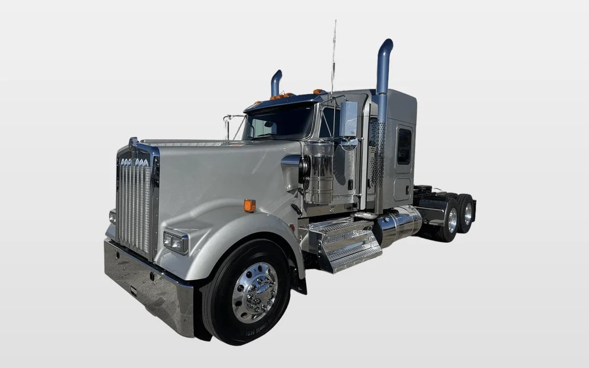 2026 Kenworth W900
