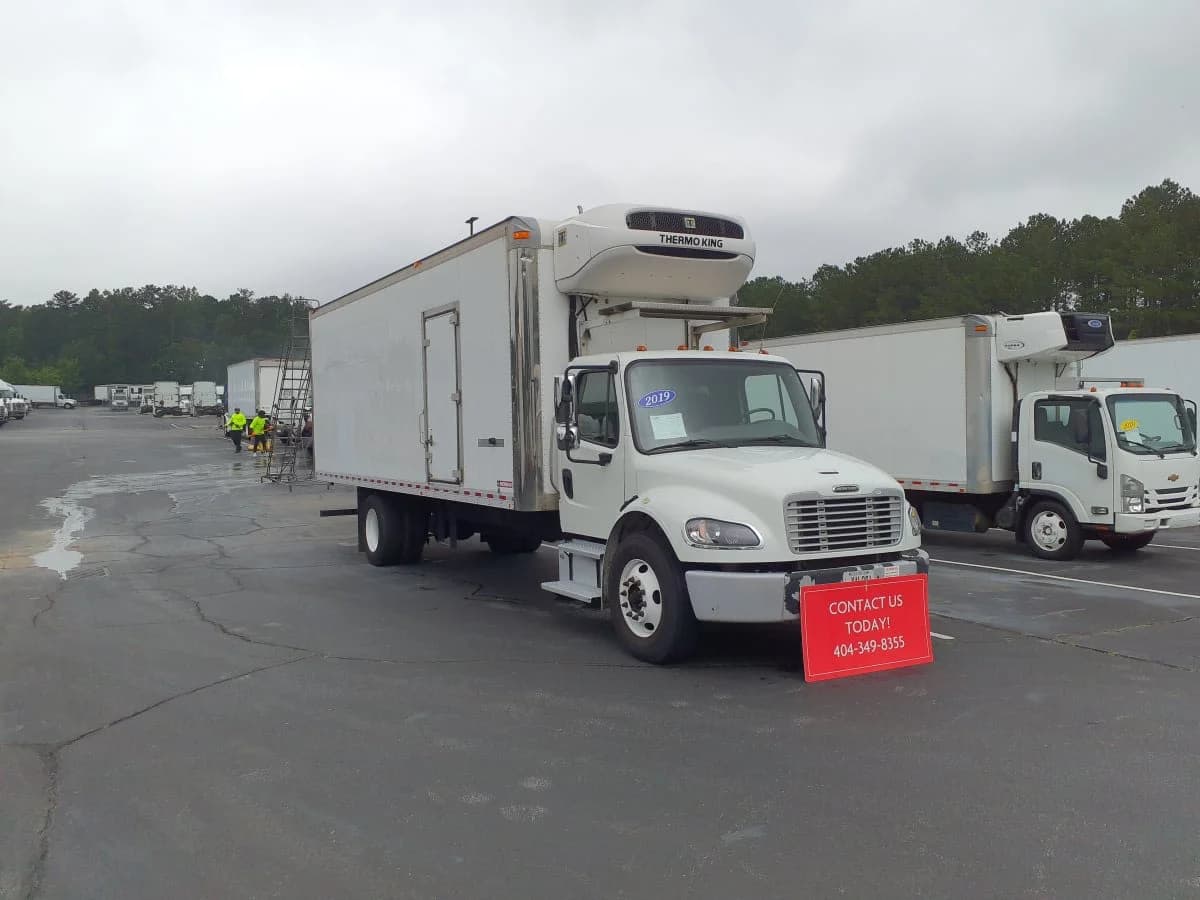 2019 Freightliner M2 106