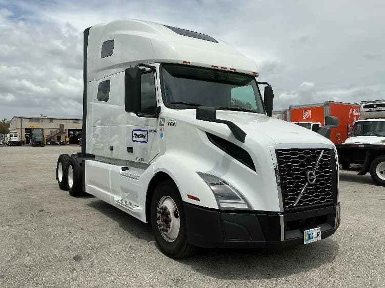 2022 Volvo VNL 760