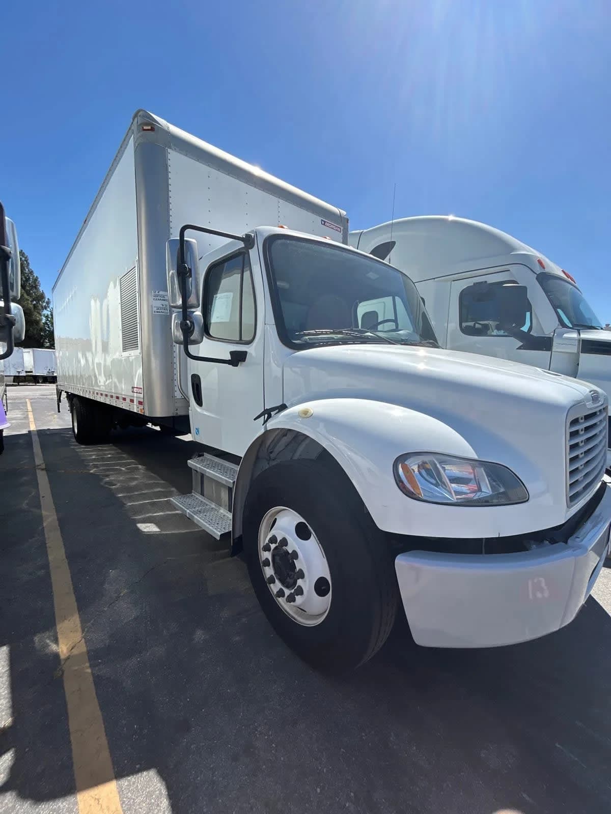 2019 Freightliner M2 106