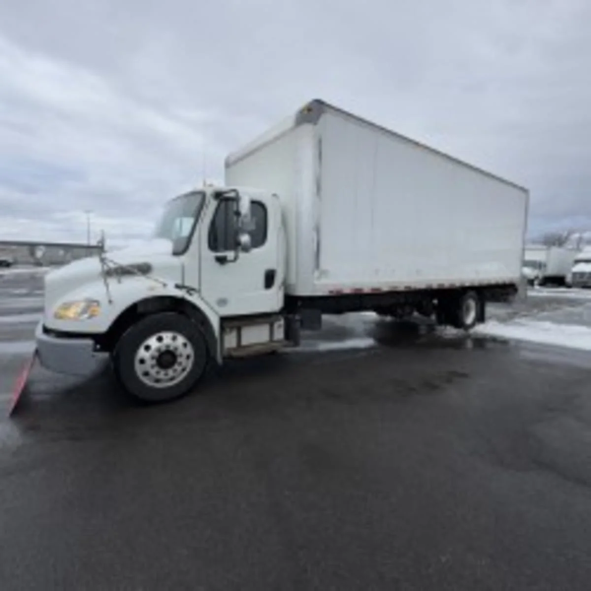 2019 Freightliner M2 106