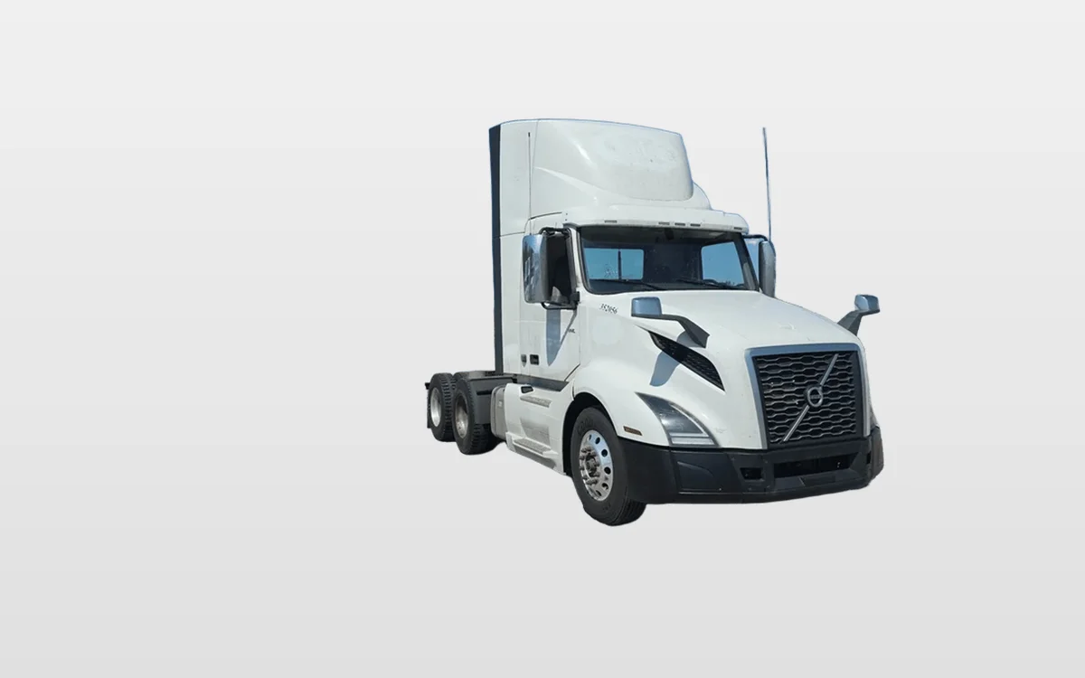 2020 Volvo VNL 300 in LONDON, KY