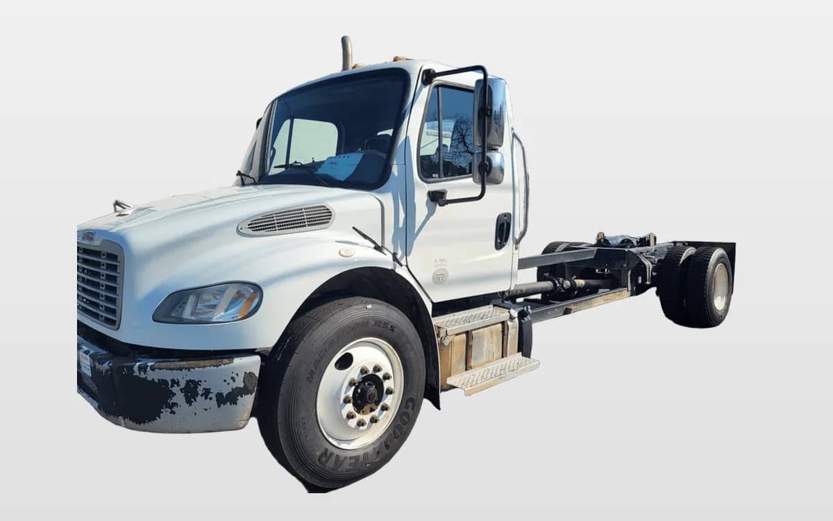 2019 Freightliner M2 106