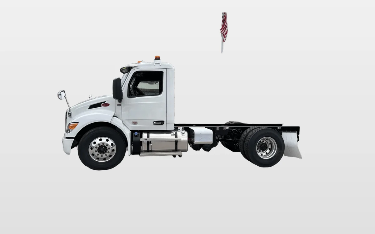 2025 Peterbilt 536