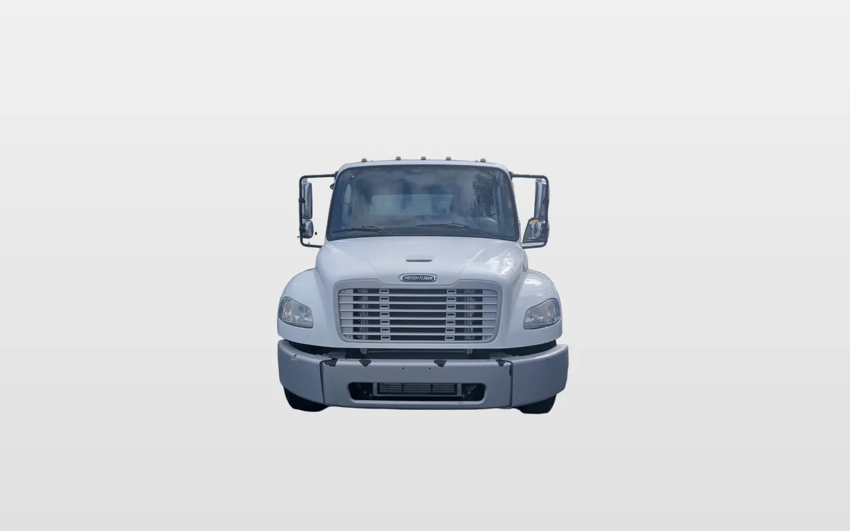 2016 Freightliner M2 106 in Jacksonville, FL