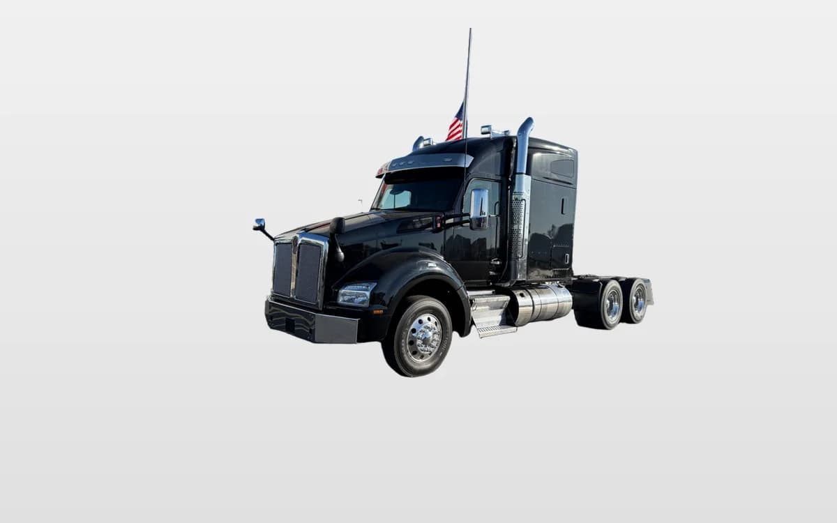 2022 KENWORTH T880
