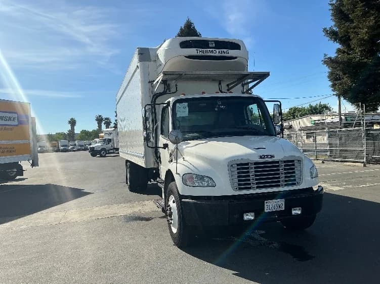 2020 Freightliner M2 106