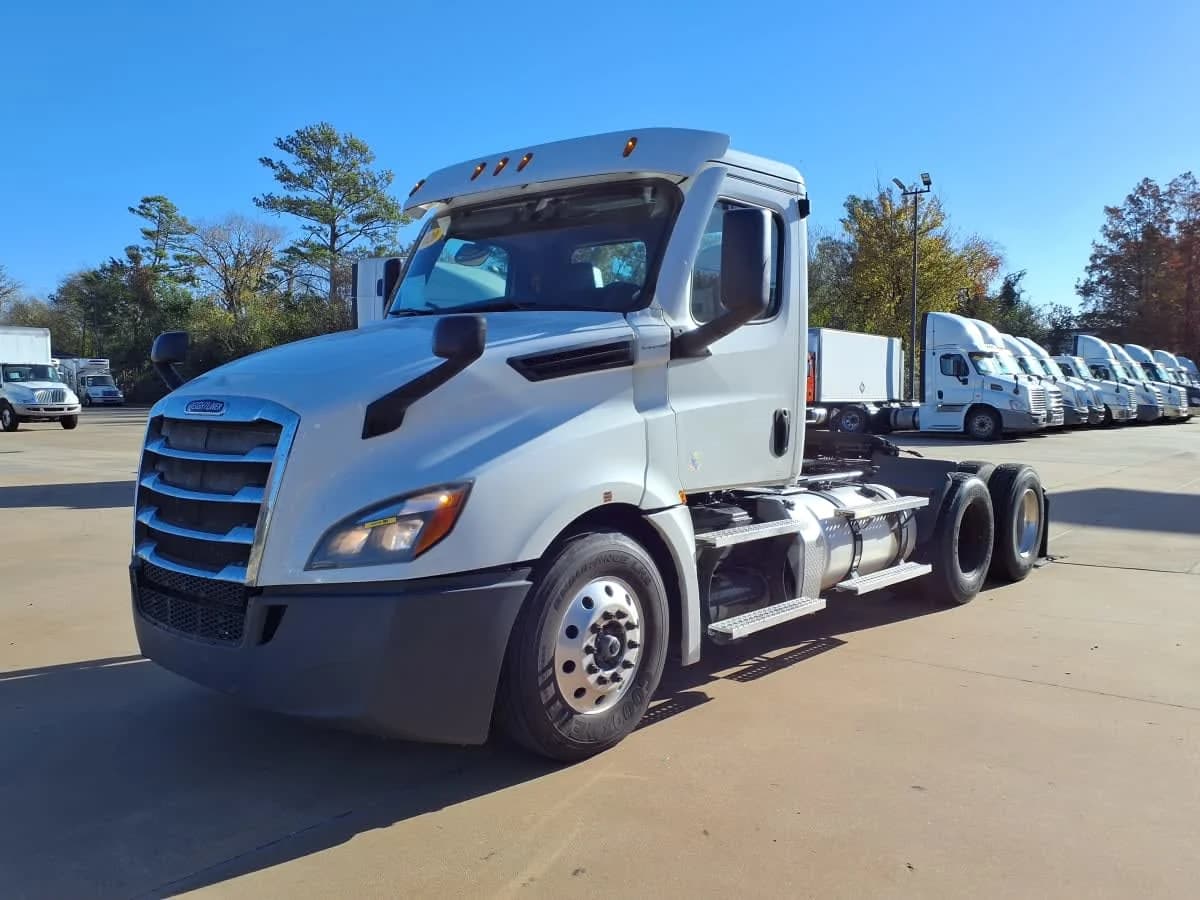 2020 Freightliner Cascadia