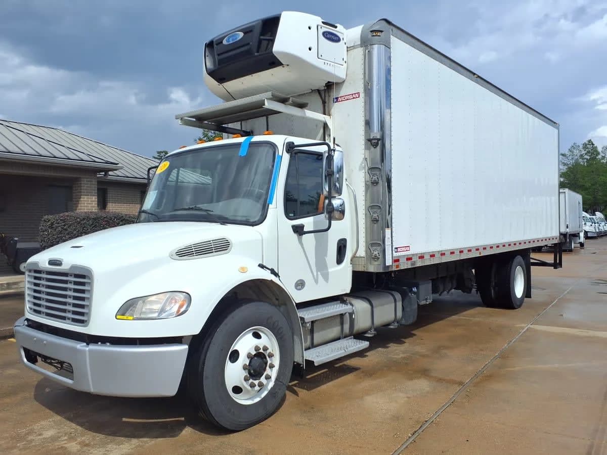 2020 Freightliner M2 106