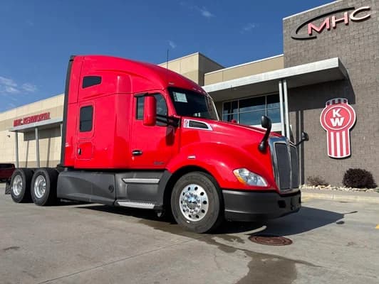 2022 Kenworth T680