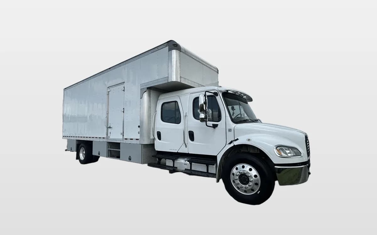 2018 Freightliner M2 106