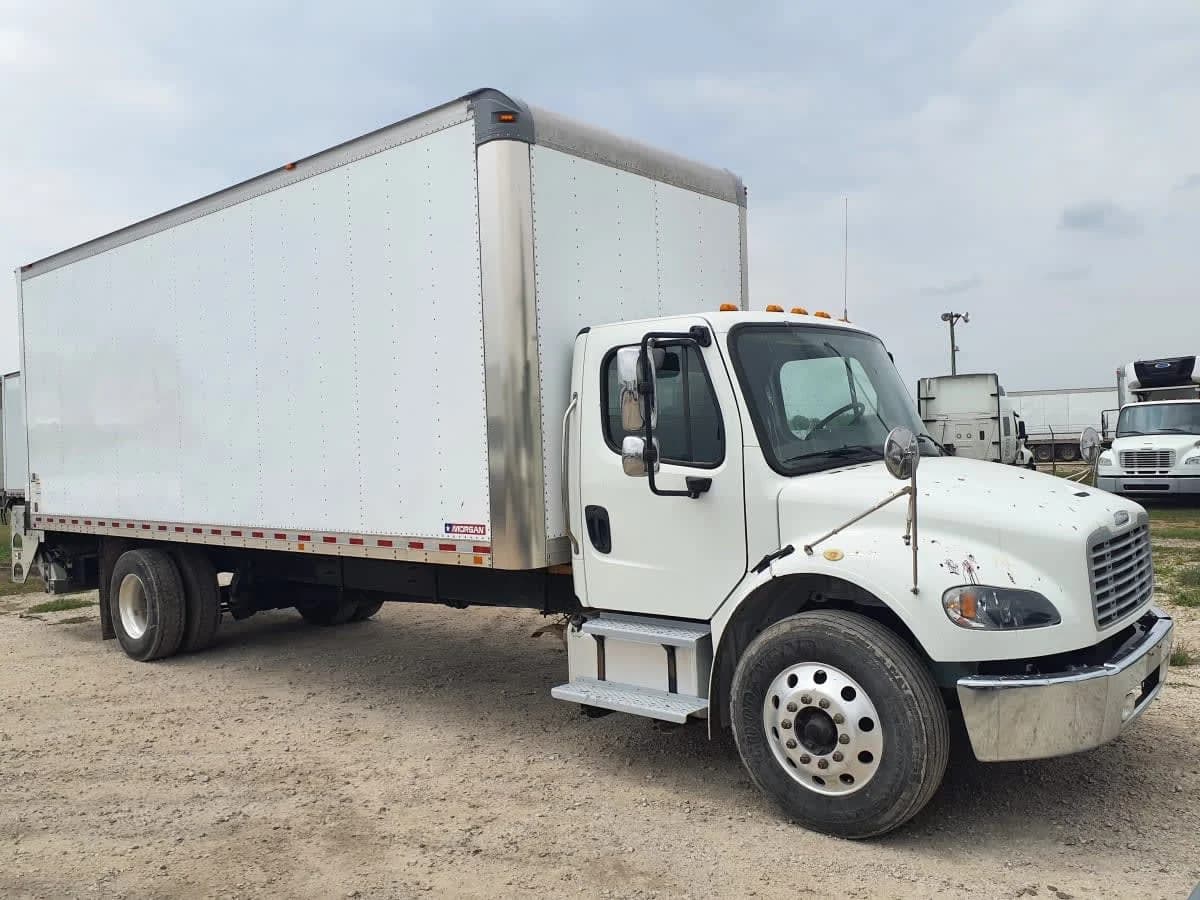 2019 Freightliner M2 106