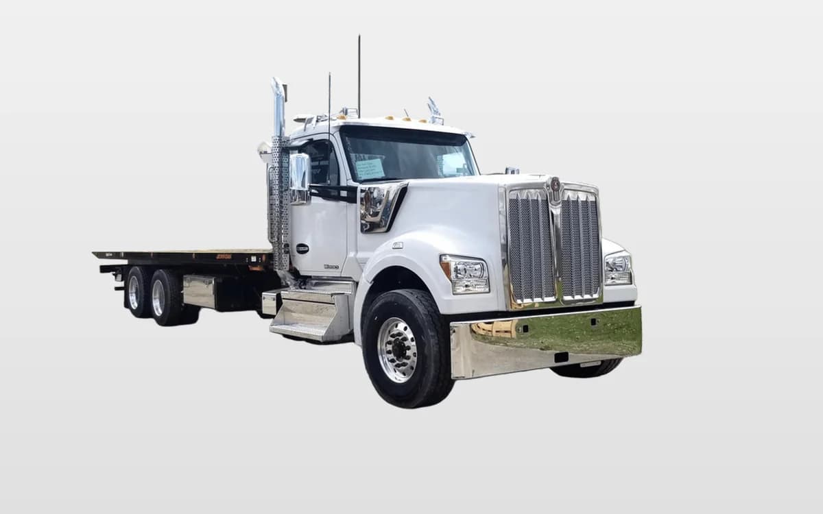 2027 Kenworth W990