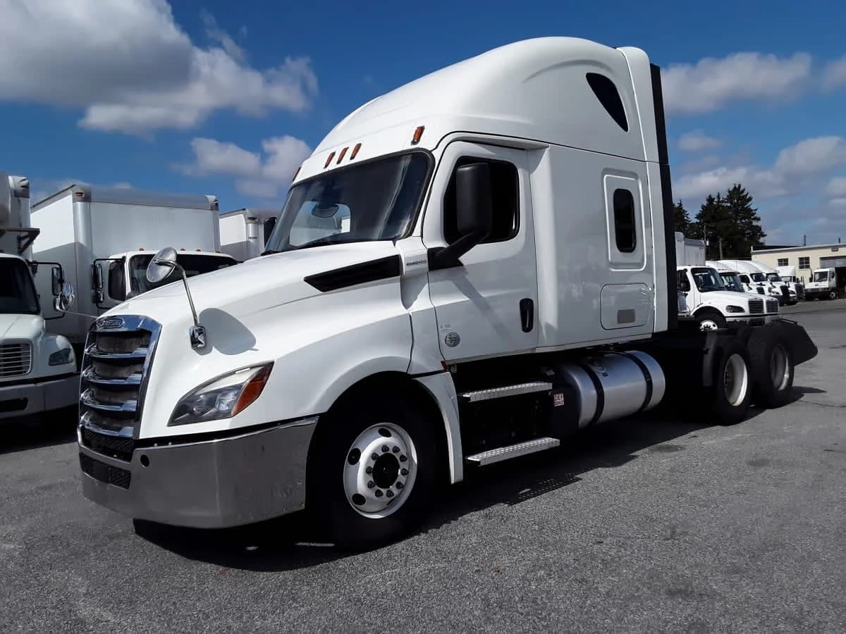 2020 Freightliner Cascadia