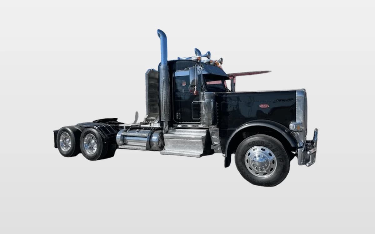 2022 Peterbilt 389