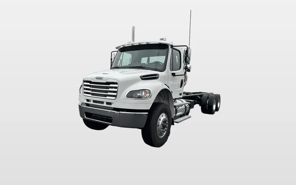 2025 Freightliner M2 106 in Mount Vernon, WA