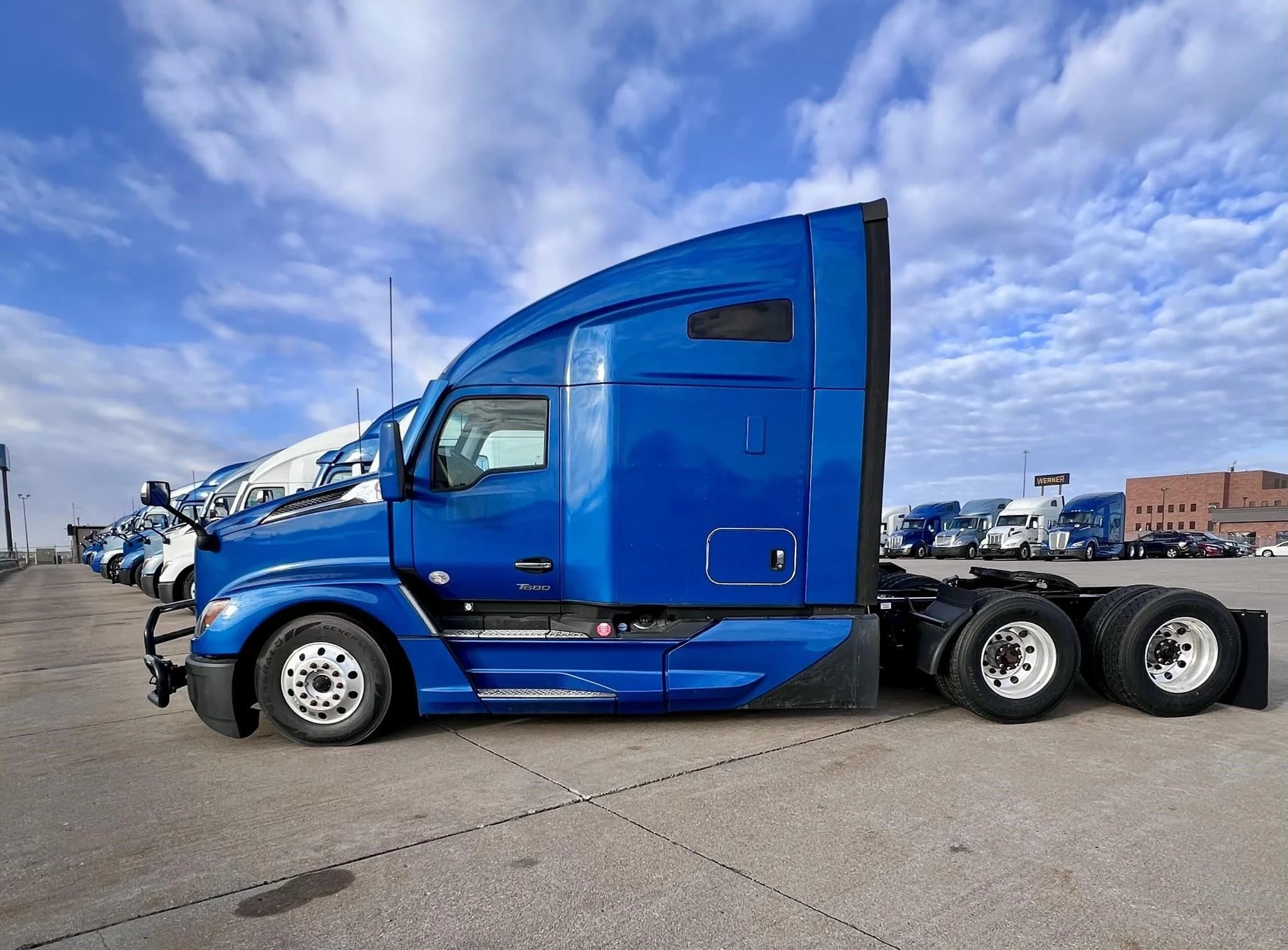 2024 Kenworth T680