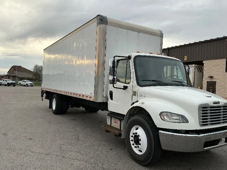 2020 Freightliner M2 106