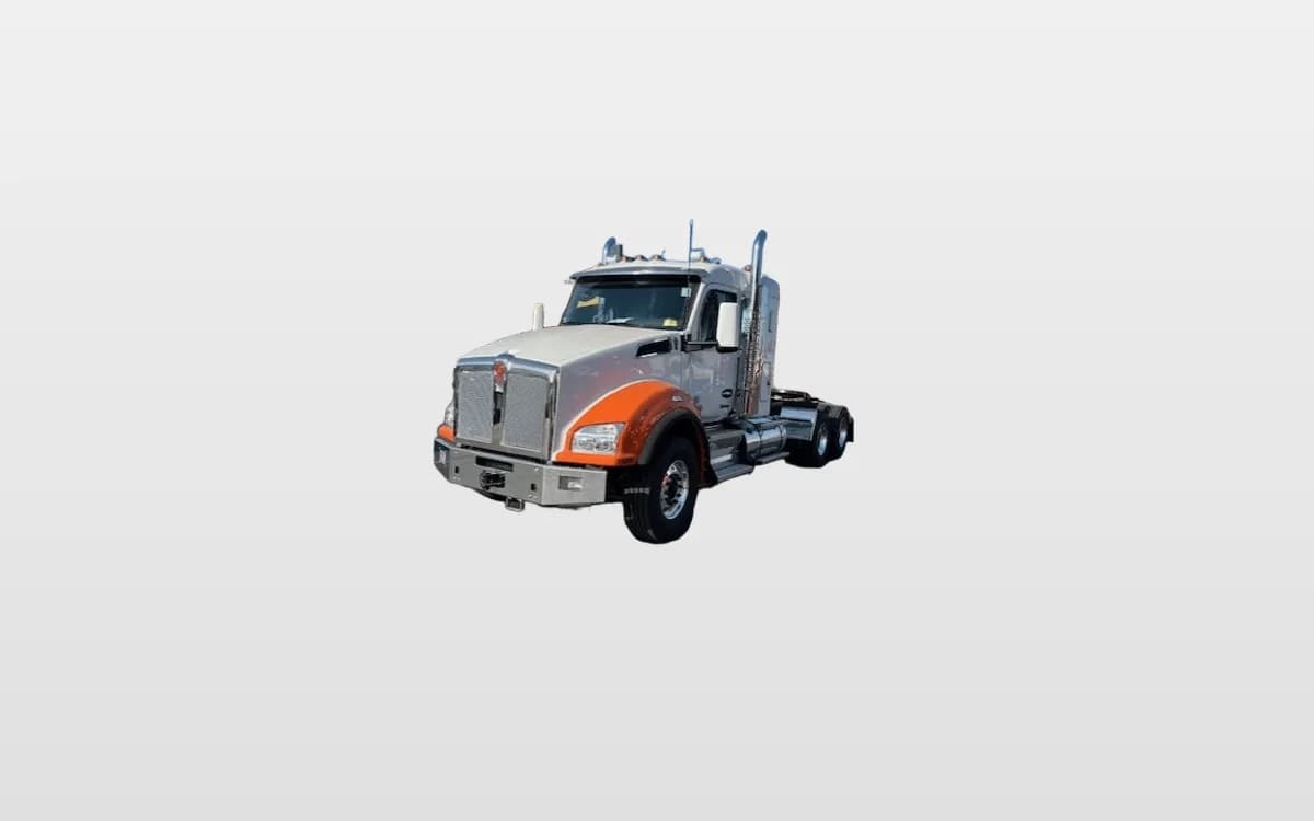2025 Kenworth T880