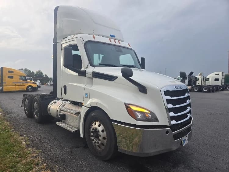 2020 Freightliner Cascadia