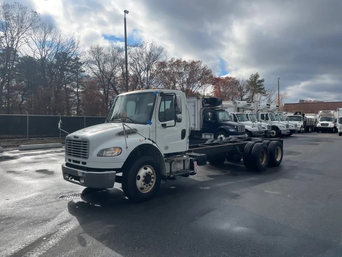 2016 Freightliner M2 106