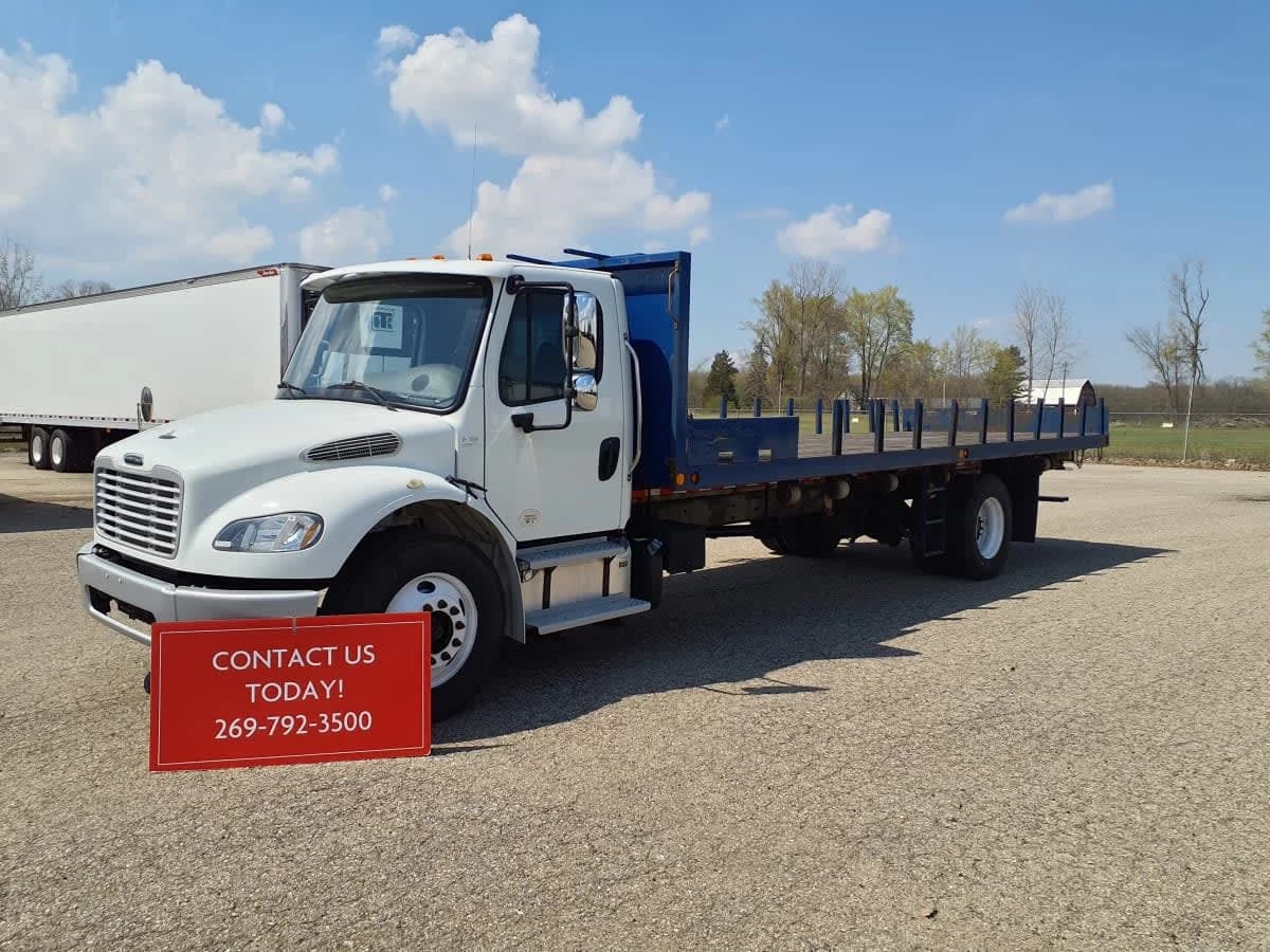 2015 Freightliner M2 106