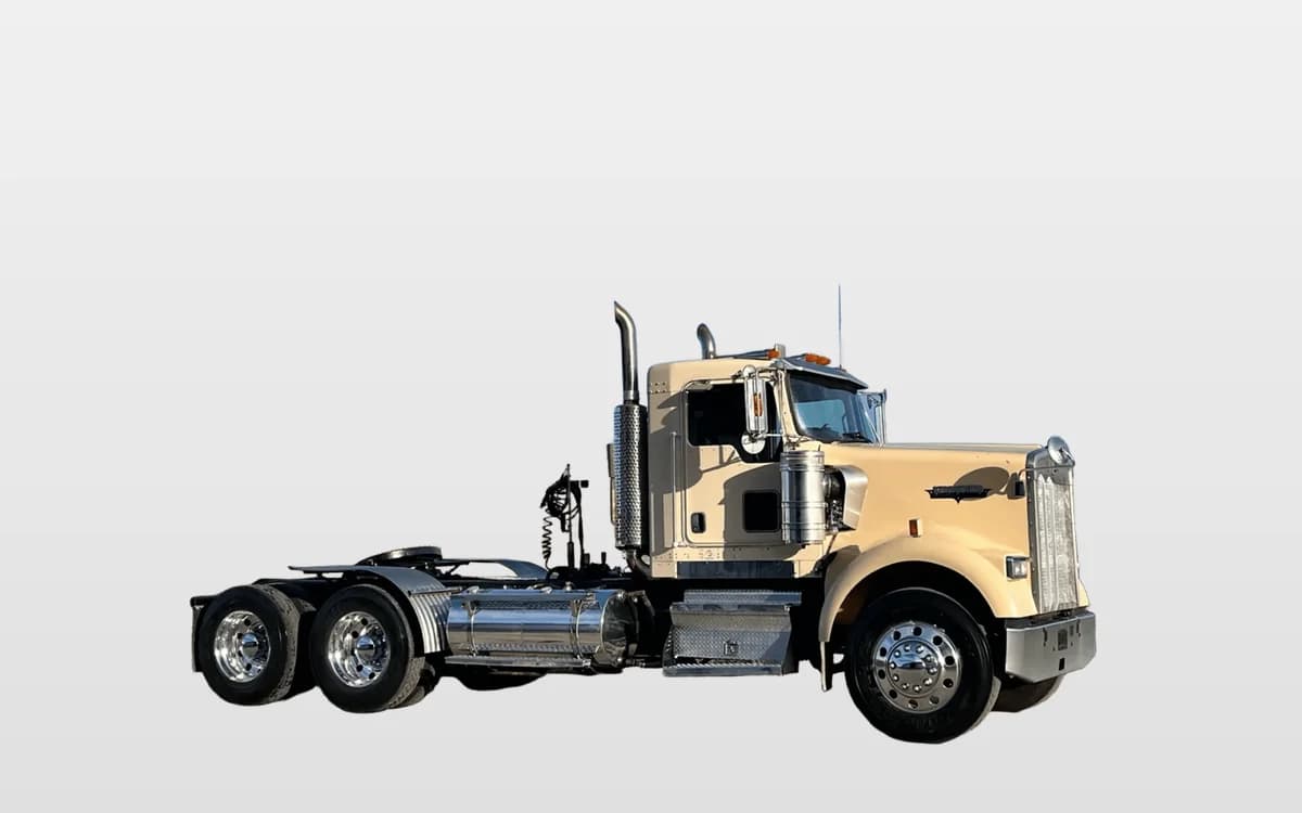 2005 Kenworth W900
