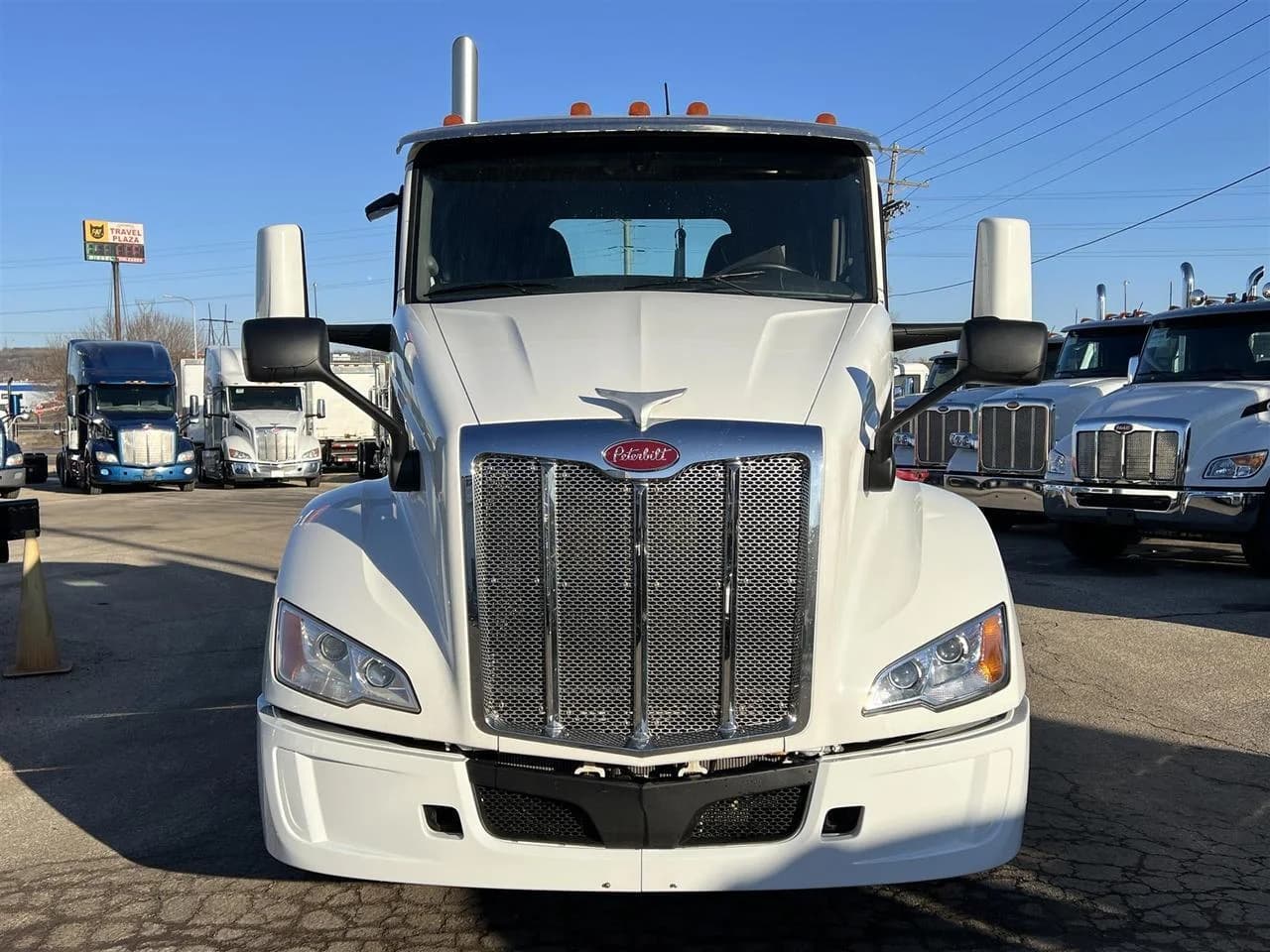 2022 Peterbilt 579