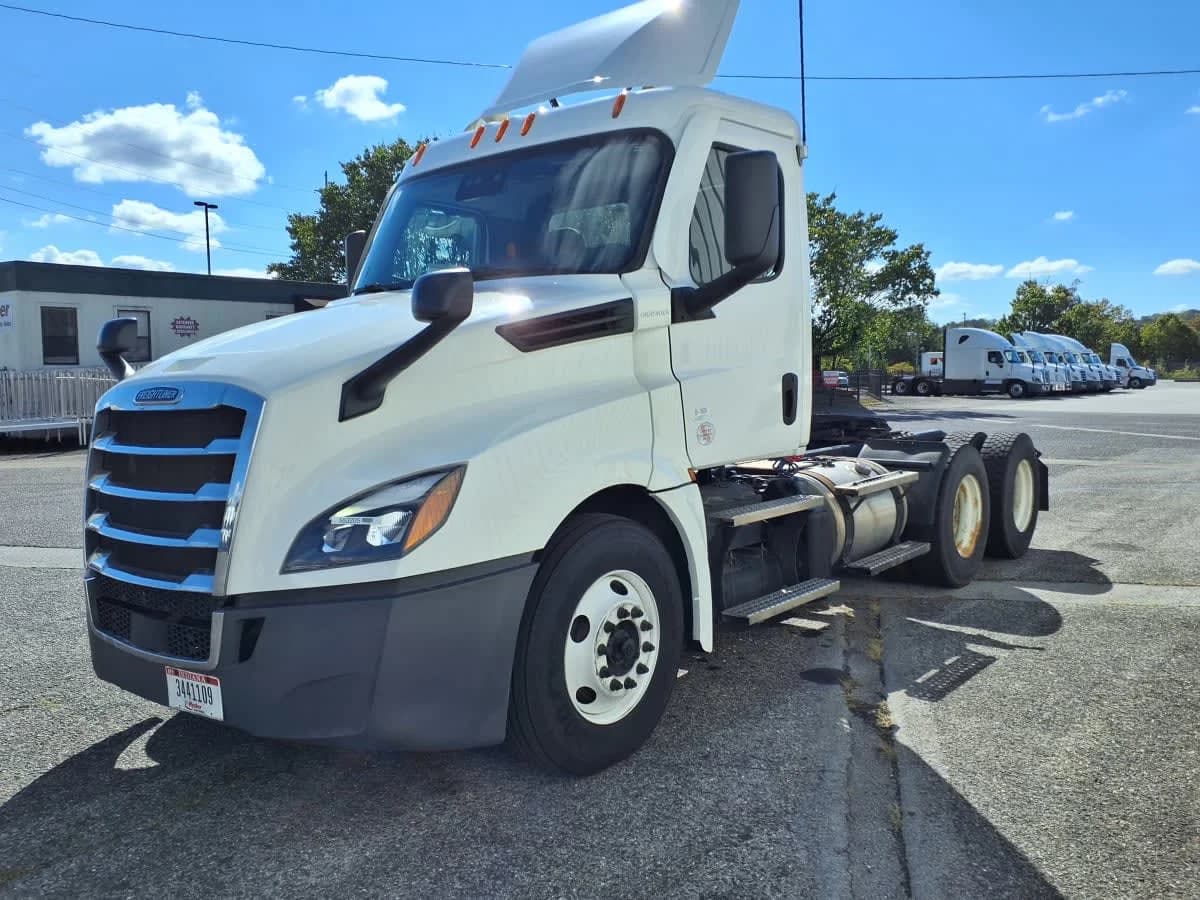 2022 Freightliner Cascadia